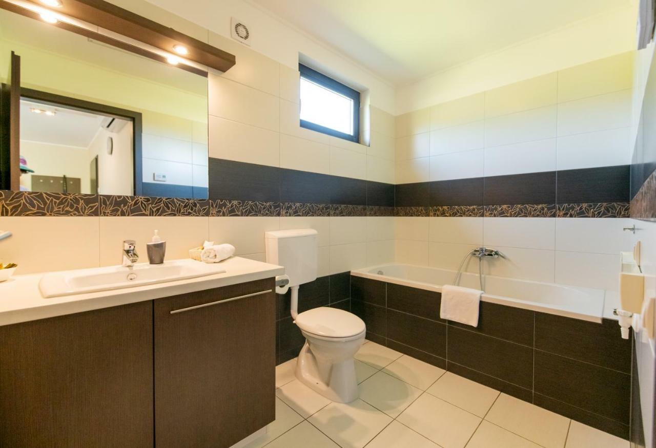 Dunazug Apartmanhaz Дёмёш Экстерьер фото